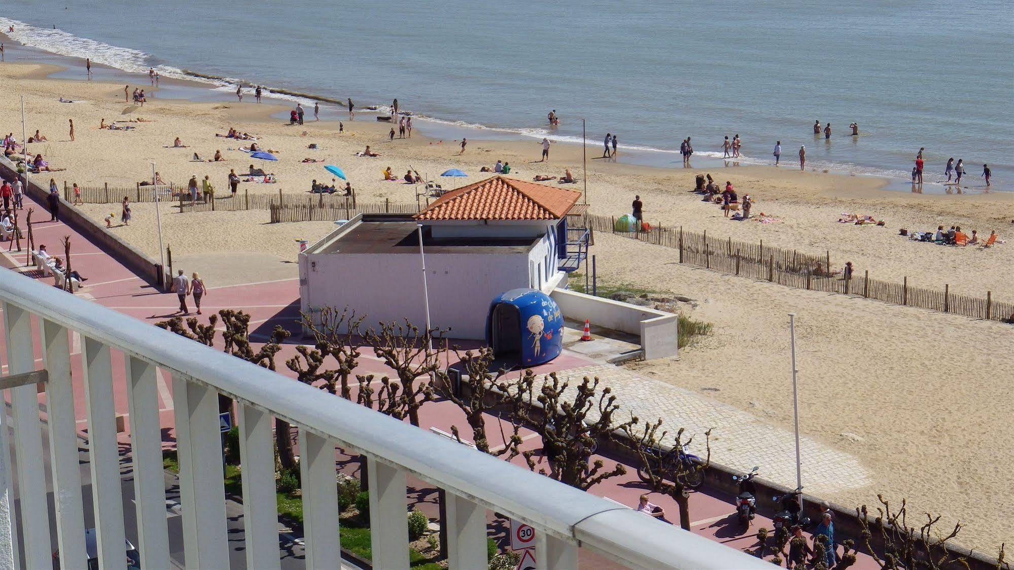 Les Embruns Hotel Royan Exterior foto